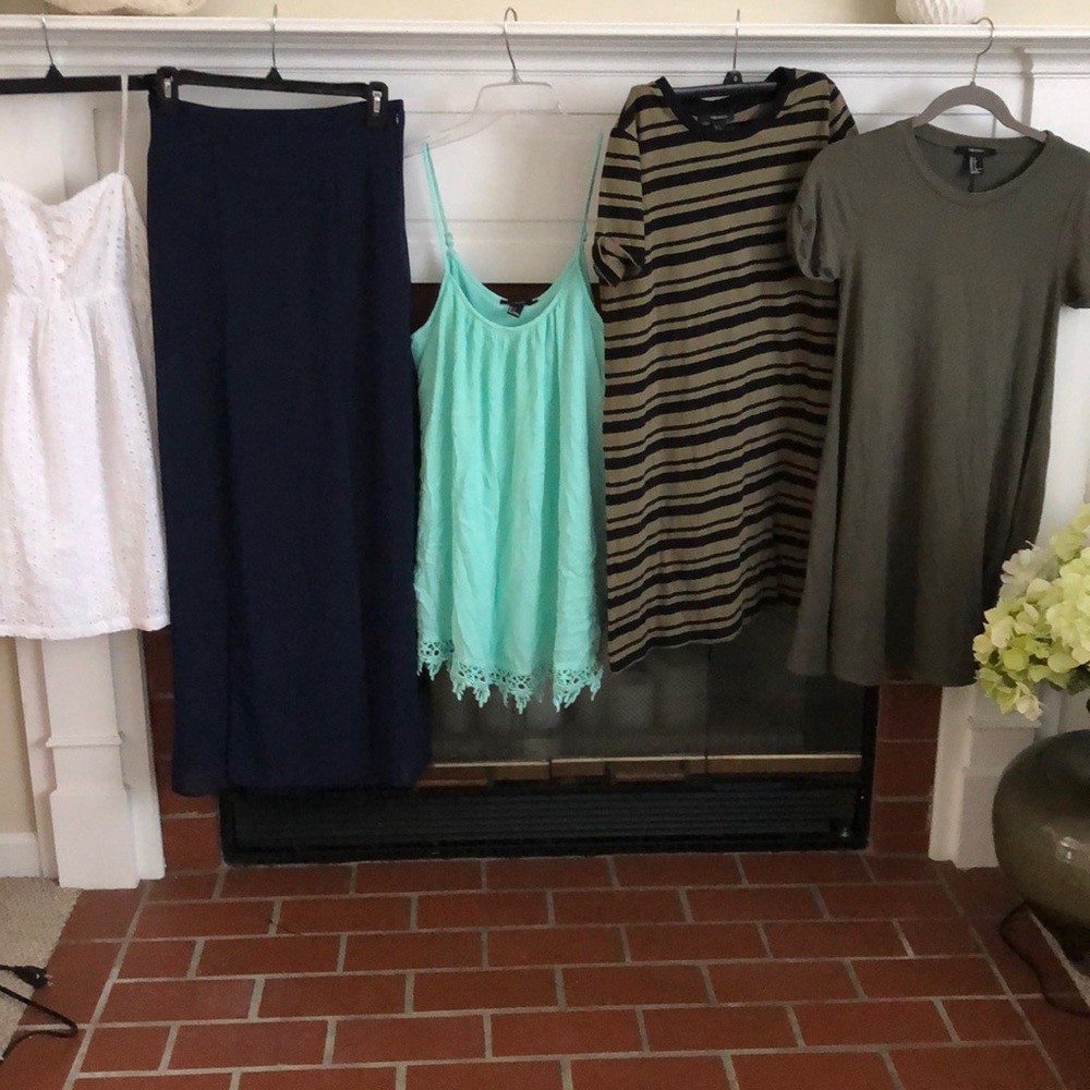 Forever 21 Dress & Skirt bundle (5 pieces)
